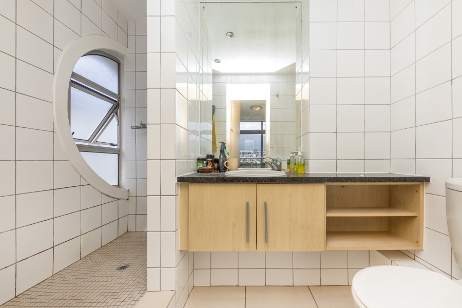 2 Bedroom Property for Sale in Claremont Upper Western Cape